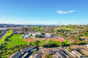 900 Southampton Rd, Benicia, CA 94510 - Photo 3