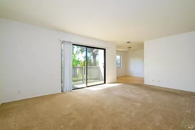 900 Cambridge Drive #114, Benicia, CA 94510 - Photo 1