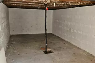 523 Center St, Healdsburg, CA 95448 - Photo 35