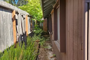 523 Center St, Healdsburg, CA 95448 - Photo 29
