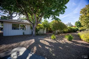 4 Valley Green St, Santa Rosa, CA 95409 - Photo 25