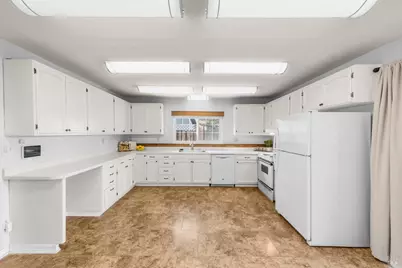 1012 Sparrow Lane, Fairfield, CA 94533 - Photo 11