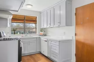 309 Adobe Dr, Vacaville, CA 95687 - Photo 13