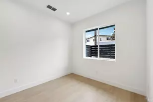 5158 Blossom Cir, Richmond, CA 94804 - Photo 13