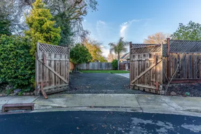 935 Mohr Lane, Concord, CA 94518 - Photo 51