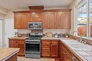 2148 Nectarine Dr, Santa Rosa, CA 95404 - Photo 13