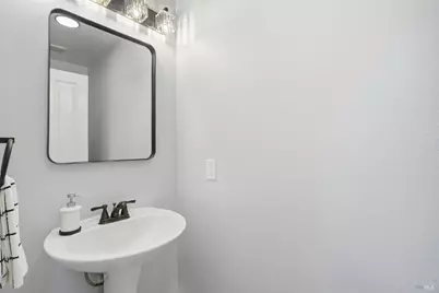 1740 Cork Tree Lane, Santa Rosa, CA 95404 - Photo 31