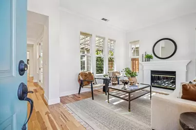 71 Oak Grove Drive, Novato, CA 94949 - Photo 3