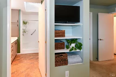 57 W Napa Drive, Petaluma, CA 94954 - Photo 21