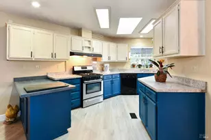 57 W Napa Dr, Petaluma, CA 94954 - Photo 13