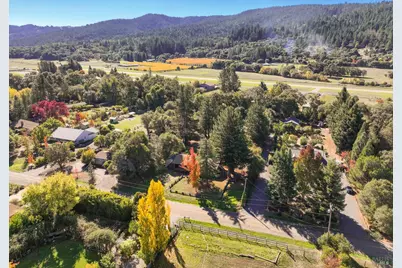 13320 Estate Drive, Boonville, CA 95415 - Photo 23