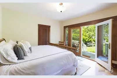 5566 Highway 128, Geyserville, CA 95441 - Photo 27