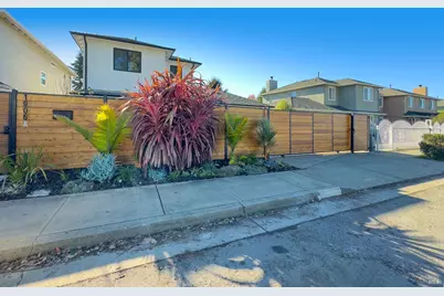1906 Hoffman Boulevard, Richmond, CA 94804 - Photo 5