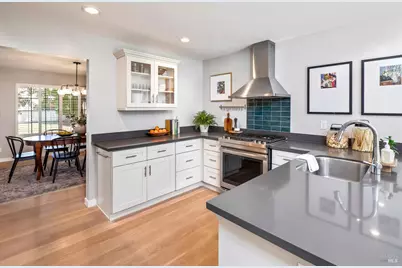 18105 Vassar Court, Sonoma, CA 95476 - Photo 11