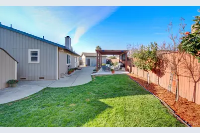 1404 Donner Court, Suisun City, CA 94585 - Photo 49