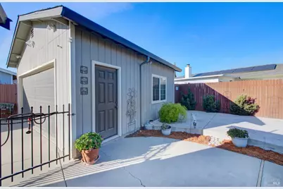 1404 Donner Court, Suisun City, CA 94585 - Photo 45