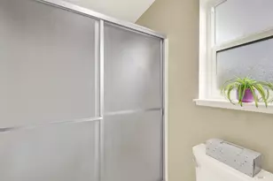 1404 Donner Ct, Suisun City, CA 94585 - Photo 33