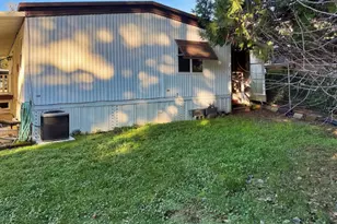 10755 Mobile Village Way, Willits, CA 95490 - Photo 23
