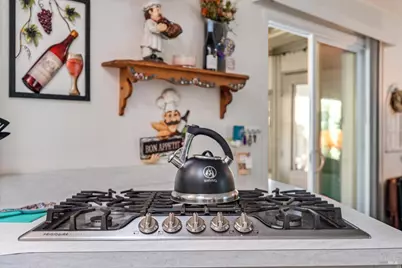 192 Mosshill Court, Santa Rosa, CA 95409 - Photo 13