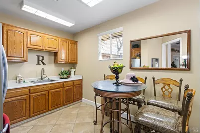 902 Eastridge Drive, Fairfield, CA 94534 - Photo 19