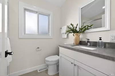 60 Marina Court Drive, San Rafael, CA 94901 - Photo 35