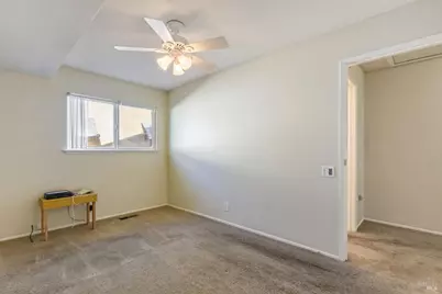 119 Carlsbad Circle, Vacaville, CA 95687 - Photo 29