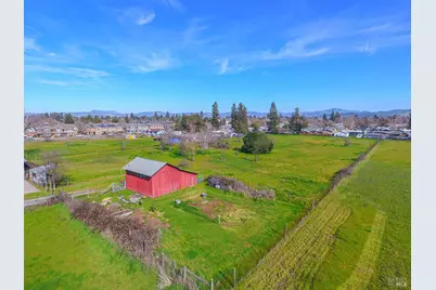2166 Burbank Avenue, Santa Rosa, CA 95407 - Photo 3