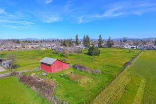 2166 Burbank Ave, Santa Rosa, CA 95407 - Photo 3