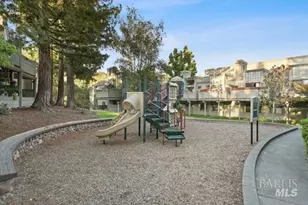 258 Pelican Ln, Novato, CA 94949 - Photo 29