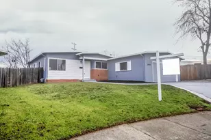 2034 Cambridge Dr, Fairfield, CA 94533 - Photo 3