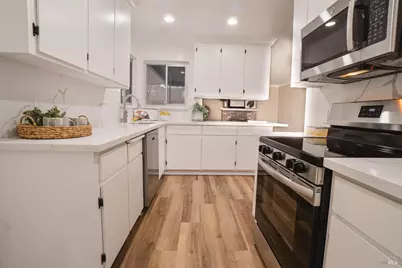 2034 Cambridge Drive, Fairfield, CA 94533 - Photo 13