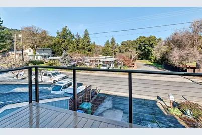 1059 W Standley Street, Ukiah, CA 95482 - Photo 9