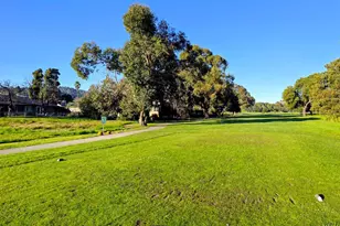 136 Peacock Dr, San Rafael, CA 94901 - Photo 31