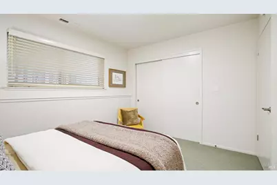 28 Meadowglen Drive, Petaluma, CA 94952 - Photo 39