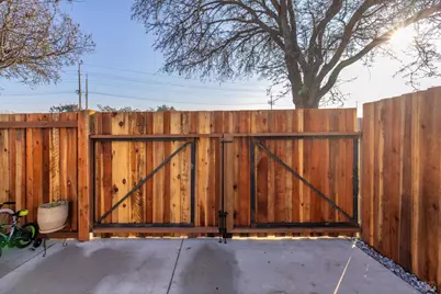 201 Madison Street, Fairfield, CA 94533 - Photo 23