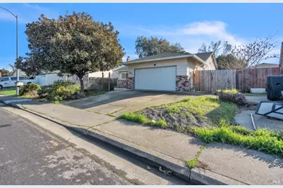 793 Marigold Drive, Fairfield, CA 94533 - Photo 3