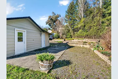 221 Hayman Court, Santa Rosa, CA 95409 - Photo 41