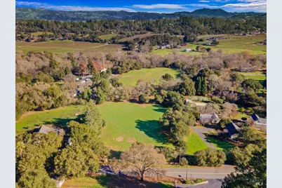 2400 W Dry Creek Road, Healdsburg, CA 95448 - Photo 7