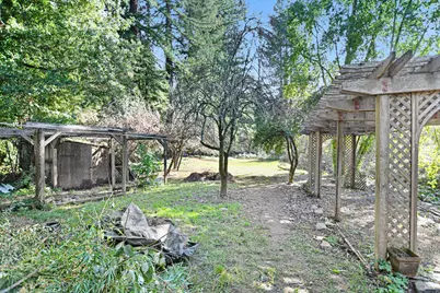 16750 Armstrong Woods Road, Guerneville, CA 95446 - Photo 17