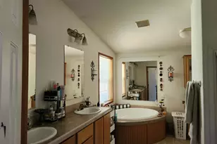19401 Walker Rd, Willits, CA 95490 - Photo 23