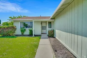 800 Spoonbill Ln, Suisun City, CA 94585 - Photo 3