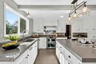 4894 Wagon Wheel Ln, Santa Rosa, CA 95409 - Photo 11