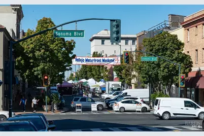 240 Curtola Parkway, Vallejo, CA 94590 - Photo 9