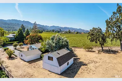1234 Davis Lane, Saint Helena, CA 94574 - Photo 3