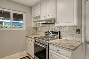 1266 Mission Dr, Sonoma, CA 95476 - Photo 9