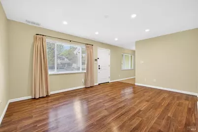 300 Pickwick Drive, Napa, CA 94558 - Photo 9