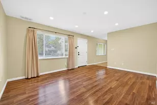 300 Pickwick Dr, Napa, CA 94558 - Photo 9