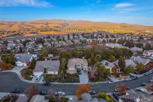 491 Gray Ct, Benicia, CA 94510 - Photo 3