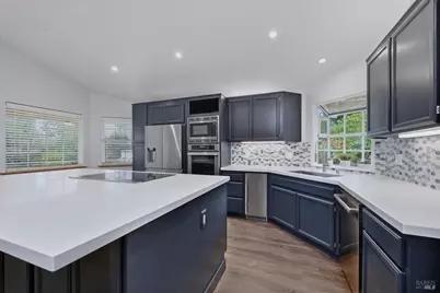 19231 Ravenhill Road, Hidden Valley Lake, CA 95467 - Photo 19