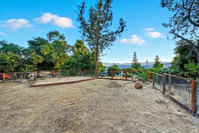 19231 Ravenhill Road, Hidden Valley Lake, CA 95467 - Photo 11